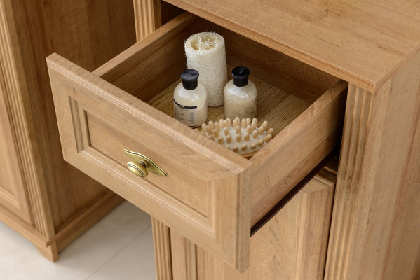 Set av badmöbler i fem delar