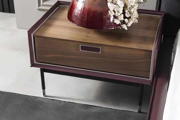 Loft sovrumsmöbelset med säng, garderob, nattduksbord och byrå med 5 lådor