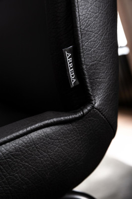 Modern svart hängande stol för tak