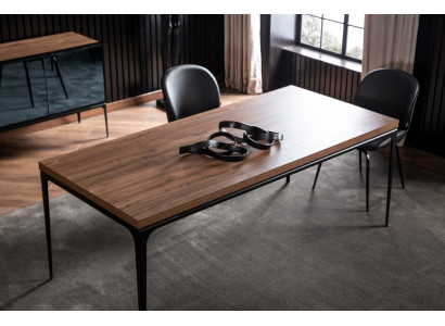 Loftbord med 4 stolar