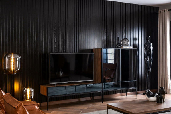 TV-bord med inbyggd skåp