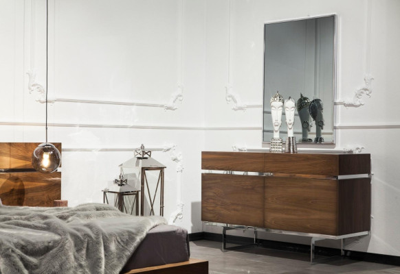 Lyxigt sovrumsmöblemang, nattduksbord, garderob, nattduksbord, spegel i 6 delar