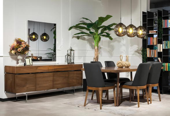 Matsalsstolar, möbelset, stolar, träaccessoarer