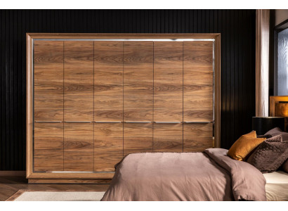 Skåp med 6 dörrar för sovrum