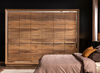 Skåp med 6 dörrar för sovrum