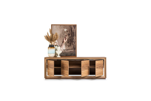 Brun träskåp 218 cm