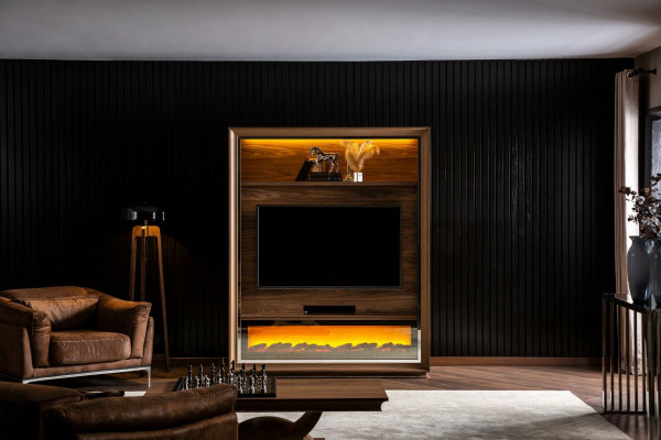 Lyxig vägg för vardagsrum med eldstad och soffbord