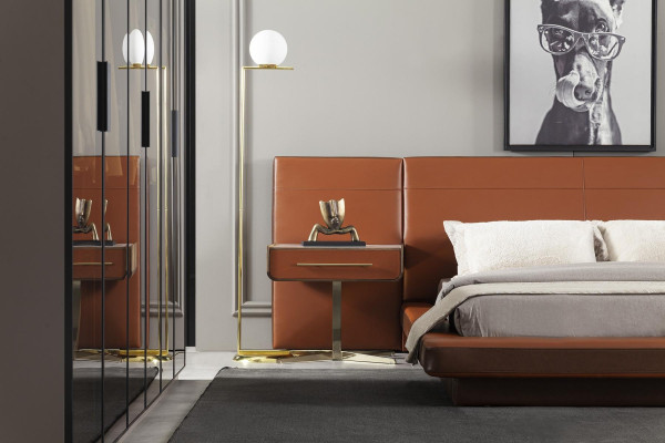 Praktisk nattduksbord med modern förvaringsutrymme