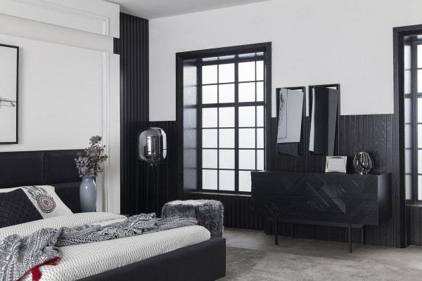 Svart mobil skåp på 138 cm