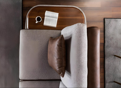 Grå tygsoffa för 3 personer med 3-delat bord