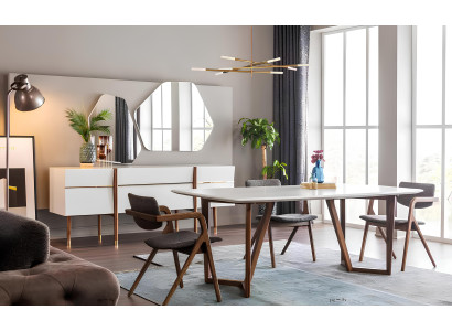 Set av vit trämatta, bord, stolar, sängbord 9 delar.