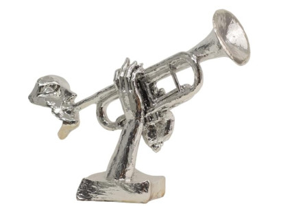 Modern saxofonist skulptur