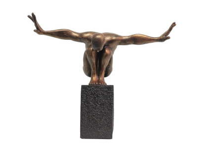 Staty skulptur dekoration handdesign med bas 55 cm