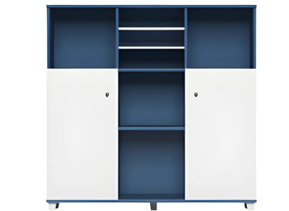 Modern blå och vit skrivbordslampa med öppna hyllor och stängda dörrar