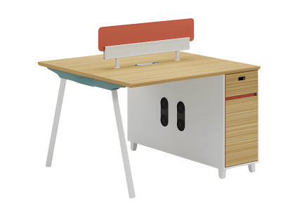 Modern skrivbord med förvaringsutrymme