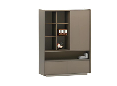 Modern skrivbord med hyllor och lådor för dokument