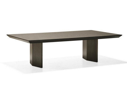 Klassiskt brunt träkaffebord