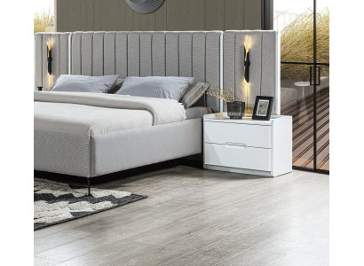 Modern vit nattduksbord