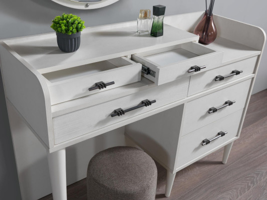 Modern garderob med spegel för sovrum