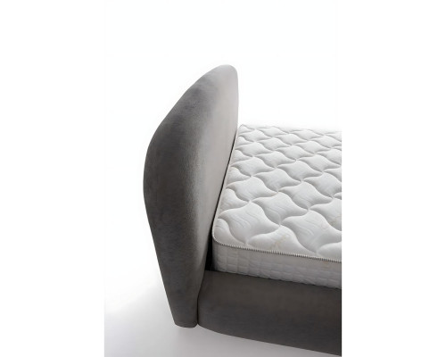 Säng elegant i tyg och trä med madrass