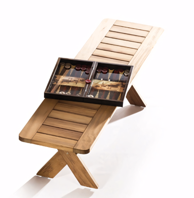 Bord med skönhet och funktionalitet i detaljer