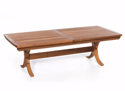 Modern bord för ett vänligt hem