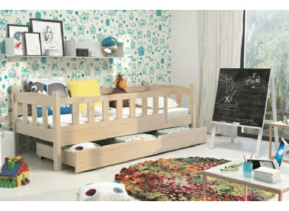 Soffa i massivt trä med låda och fallskydd