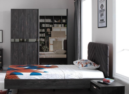Luxuriöses Schlafzimmer Schwarz stilvolle Bett Nachttisch Kleiderschrank
