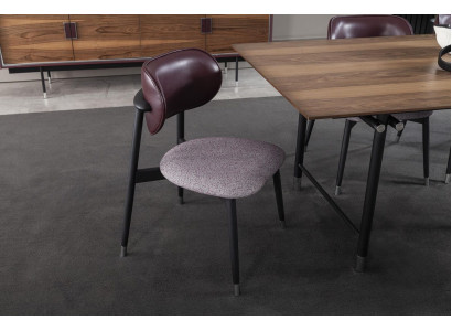 Luxus Polster Lehnstuhl Stühle Loft Designer Möbel Grau Küchen Lederstuhl