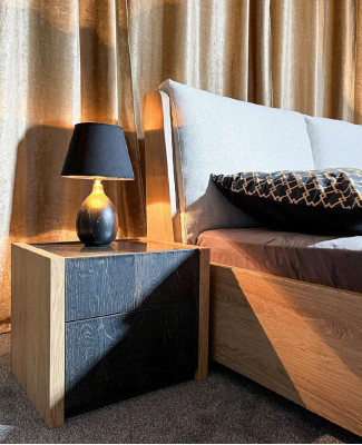 Nachttisch Beige Schlafzimmer Elegantes Design Luxus Holz Holz Nachttische
