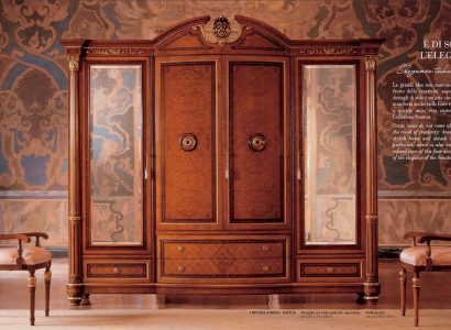 Kleiderschrank Schränke Kleider Braun Schlafzimmer Holz Möbel Schrank Luxus Neu