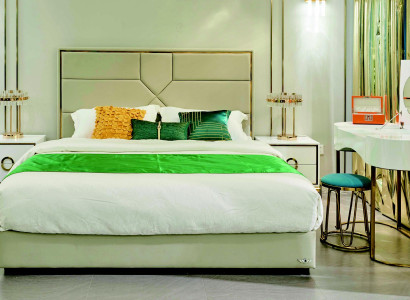 Luxus Schlafzimmer Bett Polster Design Doppel Hotel Betten Lederbett 180x200cm