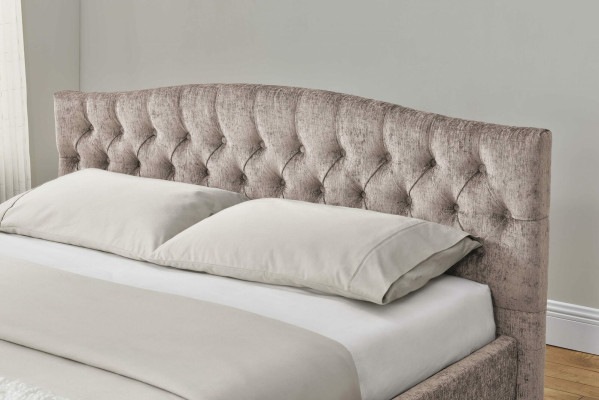 Gepolstertes Designer Bett Textil Leder Polster Betten 180x200cm Schlafzimmer