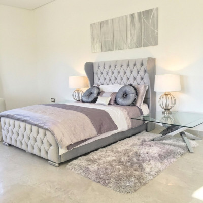 Chesterfield Design Bett Textil Samt Polster Leder Hotel Betten Schlafzimmer Neu