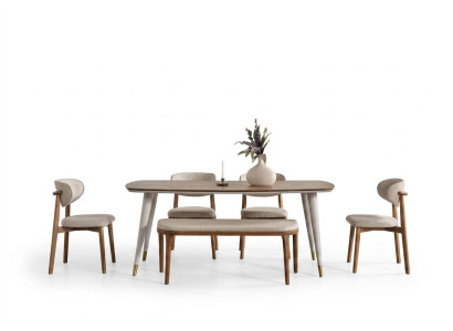 Elegant set bestående av ett matbord och 4 stolar + bänk i beige