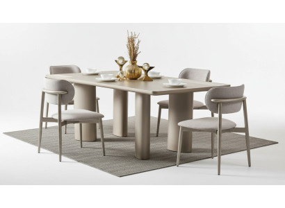 Elegant beige bord med träben och 4 stolar i tyg