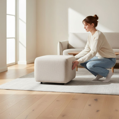 Elegant puff beige