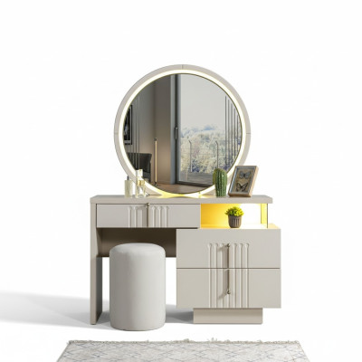 Elegant sminkbord med spegel
