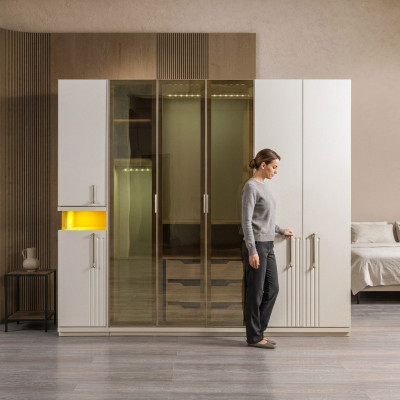 Modern garderob på 251 cm