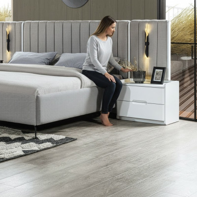 Modern vit nattduksbord