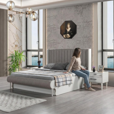Elegant 3-delat möbelset med säng + 2 nattduksbord